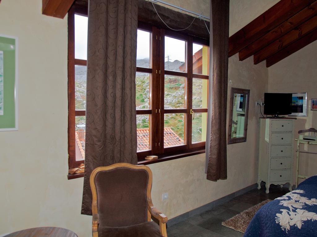 Casa Rural La Cabana Del Valleyu Sotres Δωμάτιο φωτογραφία